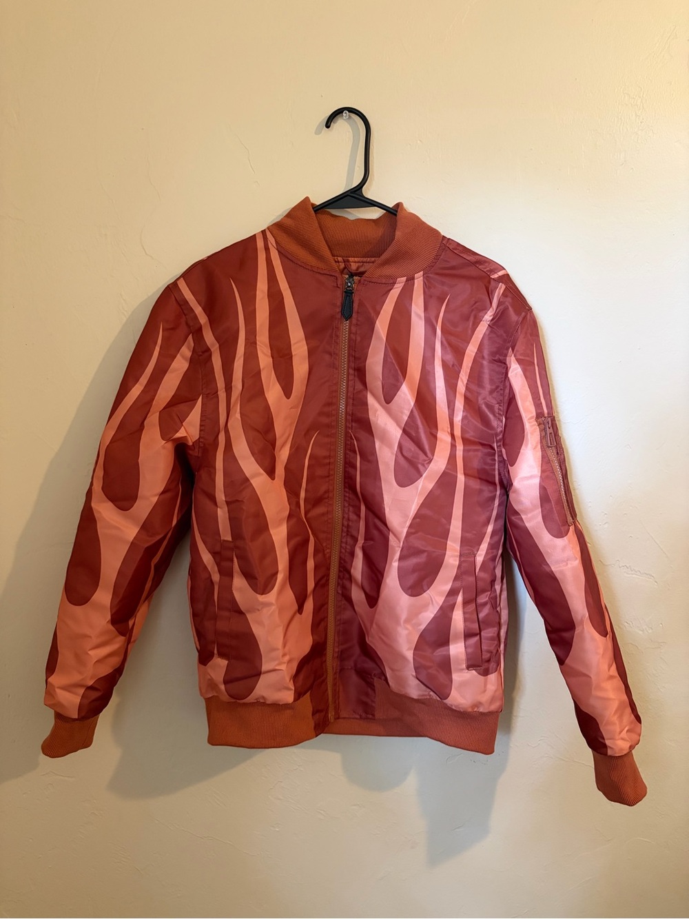 Men's Flame Print Puffer Jacket - Rust Pink